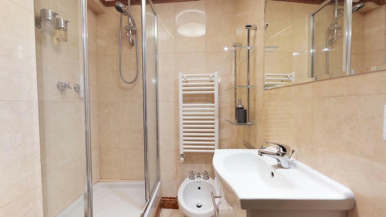 Hemeras Boutique Homes - Design Flat In Milan Fashion District Milão Exterior foto